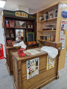 replica-green-grocers